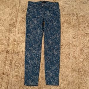 Vercase versus size 25 new no tag